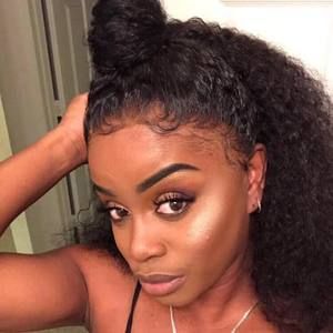 Meet your Posher, Faye